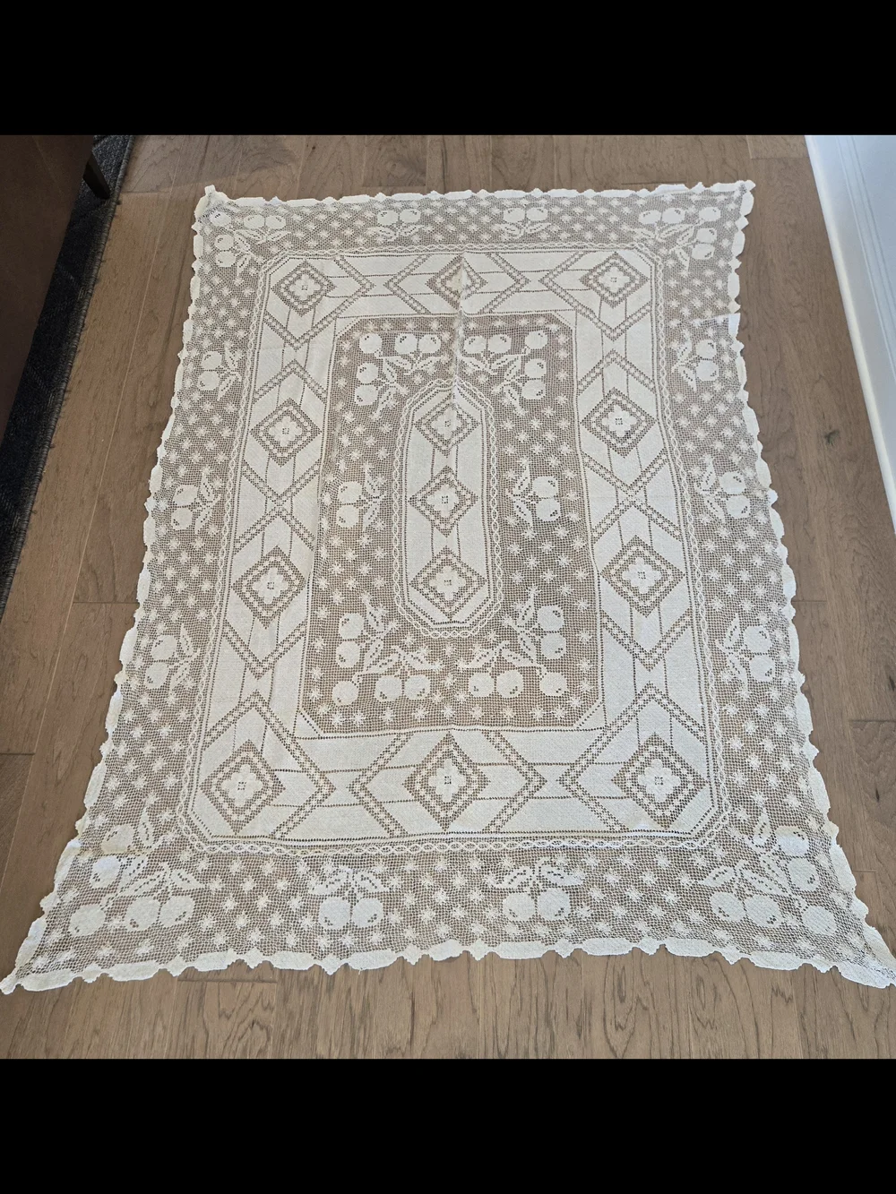 Handmade Cream Crochet Lace Table Cloth 50x70 - Elegant Floral Pattern